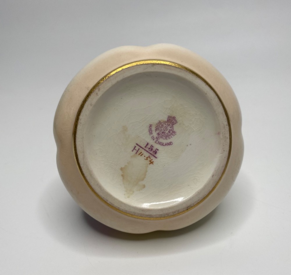 Royal Worcester vase, Kitty Blake, d. 1931. View VII
