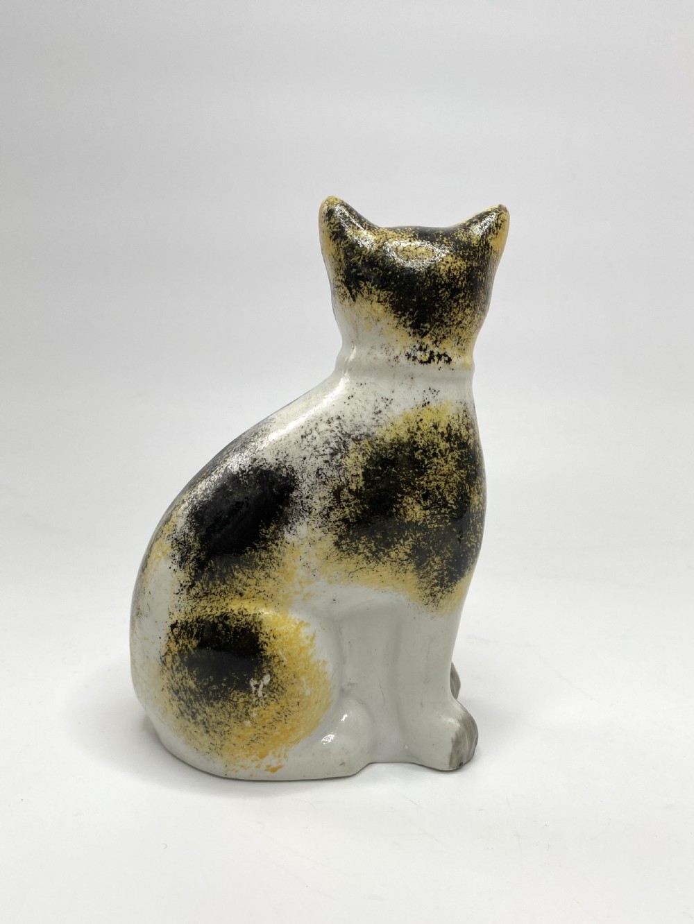 Staffordshire seated cat, c. 1850. View II