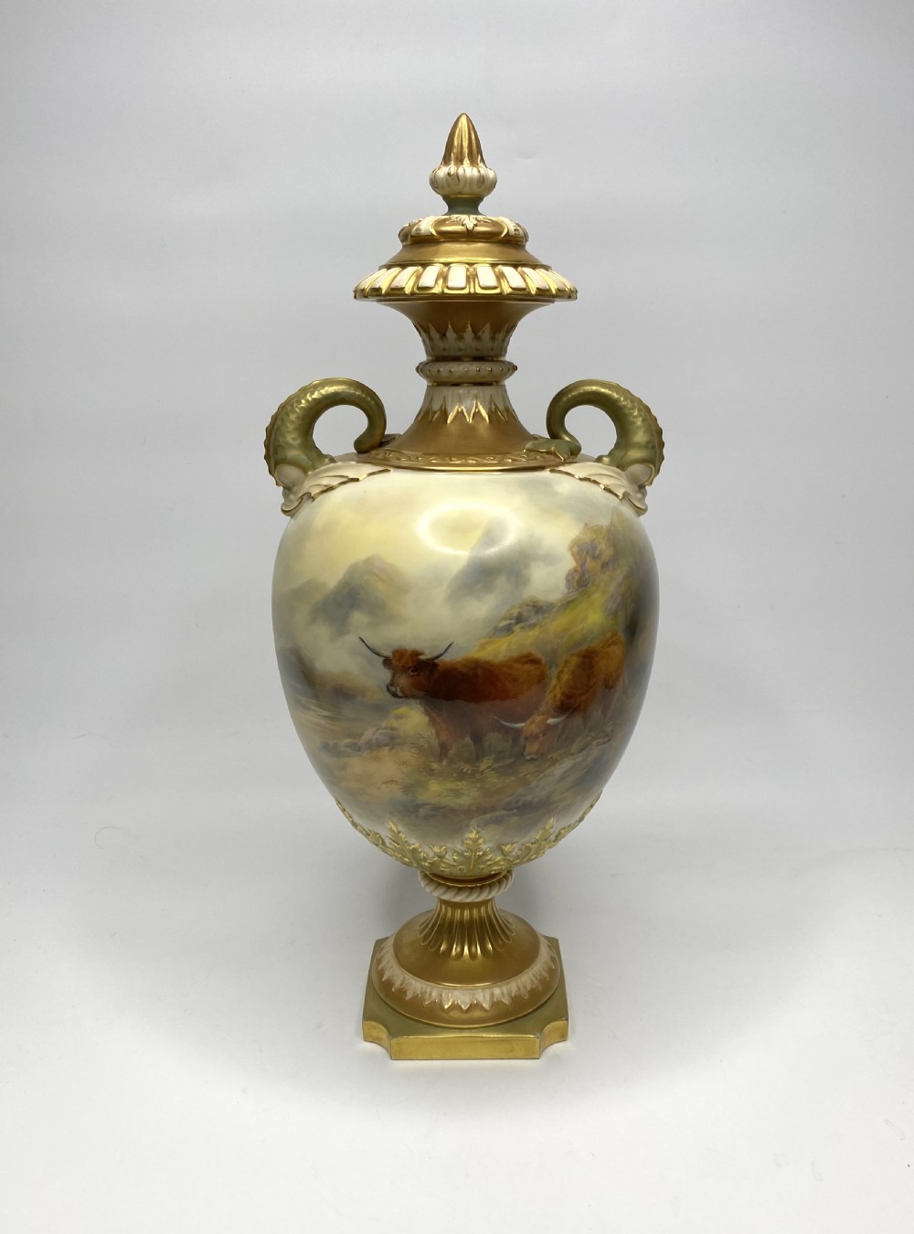 Royal Worcester vase, Highland Cattle, John Stinton, d. 1912.