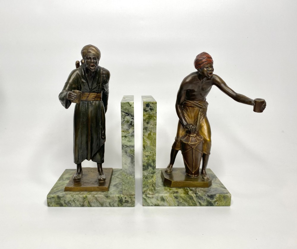 Arab street vendors, cold painted bronze figures, Bruno Zach, c. 1920.