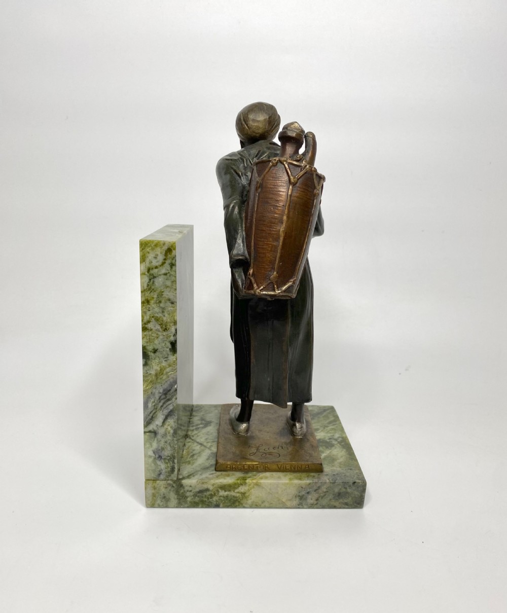 Arab street vendors, cold painted bronze figures, Bruno Zach, c. 1920. View X