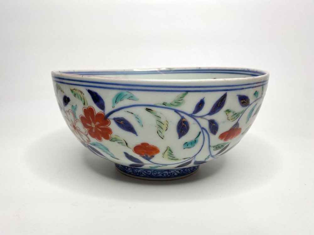 Japanese porcelain bowl, Kakiemon kilns, c. 1700. Genroku Period. View III