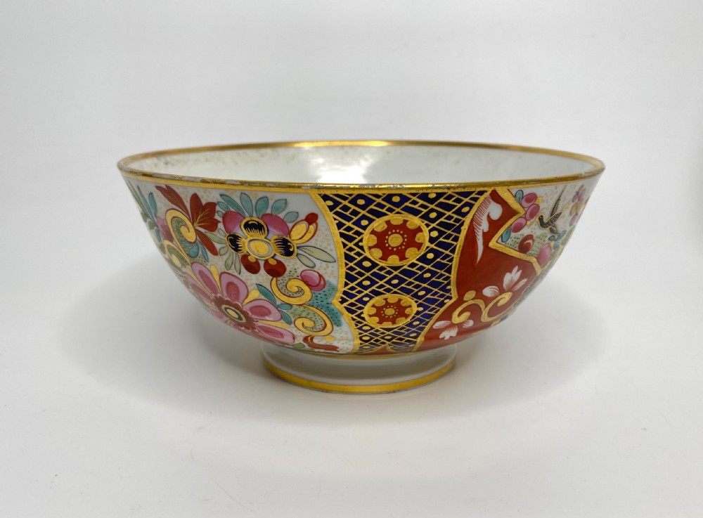BFB Worcester porcelain Imari bowl, c. 1810. View II