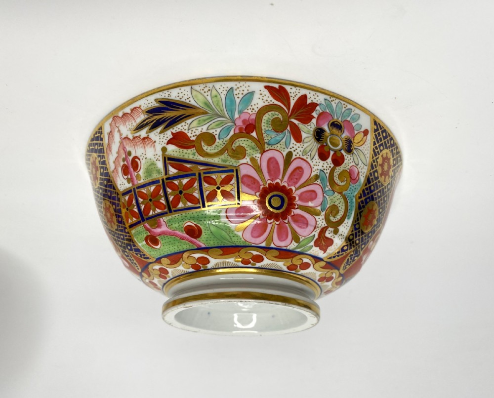 BFB Worcester porcelain Imari bowl, c. 1810. View IX