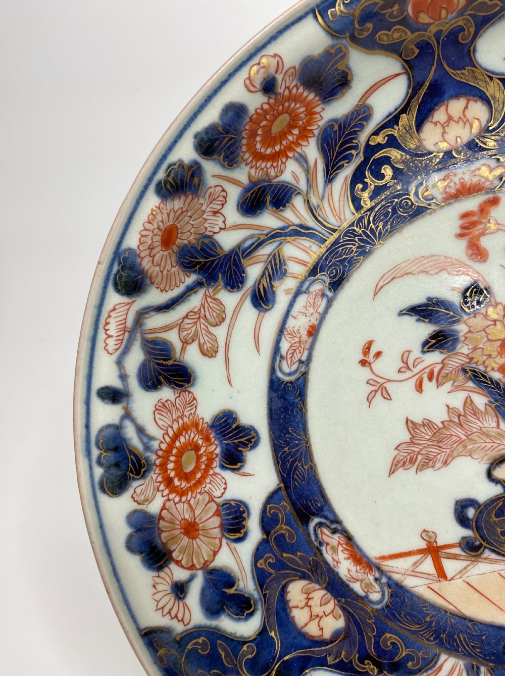 Imari porcelain dish, Arita, Japan, c. 1700. Edo Period. View IV