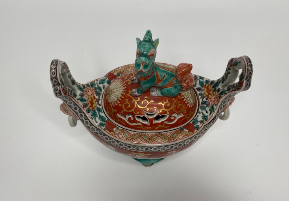 Imari ‘Black Ship’ koro & cover, Japan, Meiji Period. View XI