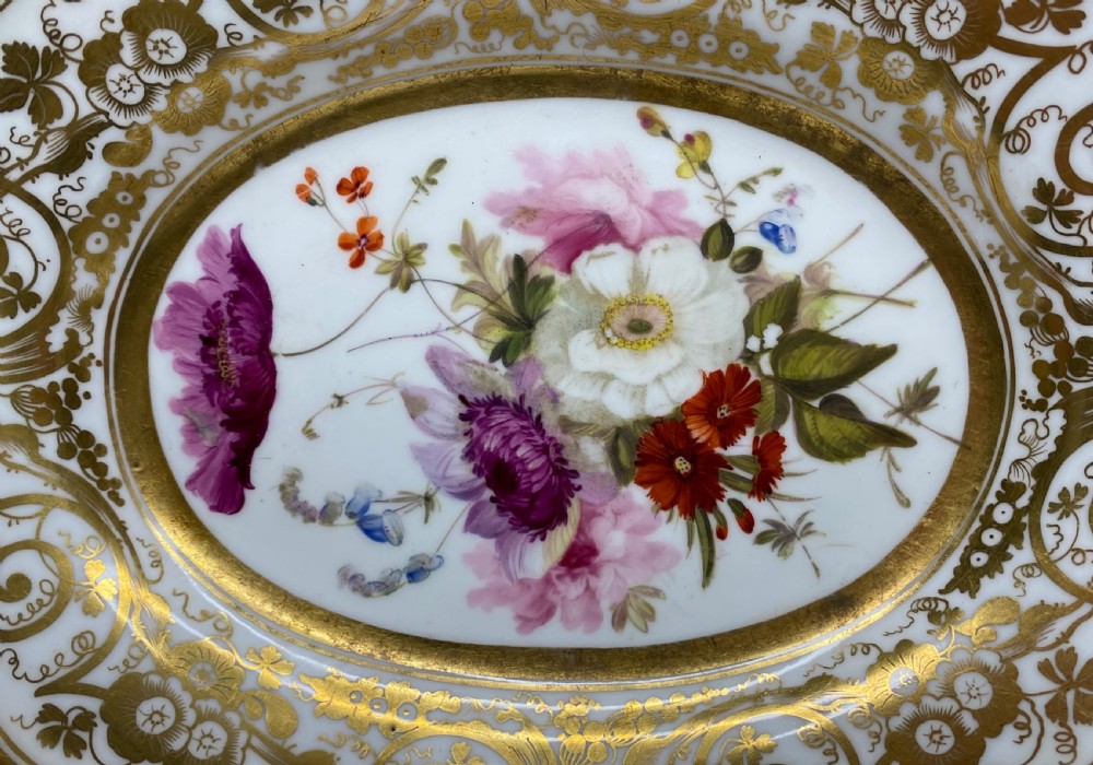 English porcelain sauce tureen, cover & stand, c. 1820. View III