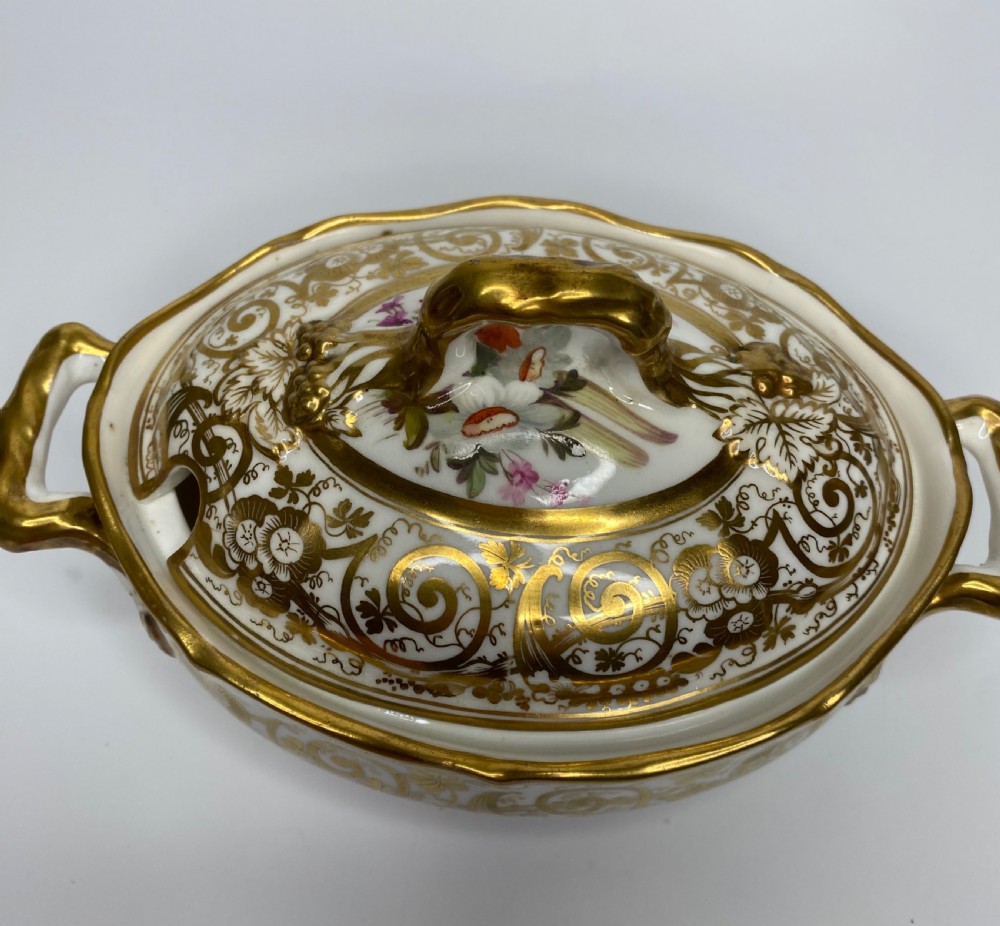 English porcelain sauce tureen, cover & stand, c. 1820. View XIV