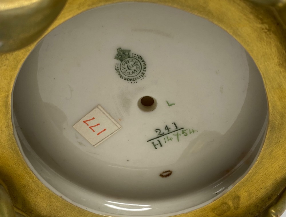Royal Worcester pot pourri, Arthur Lewis, d. 1910. View X