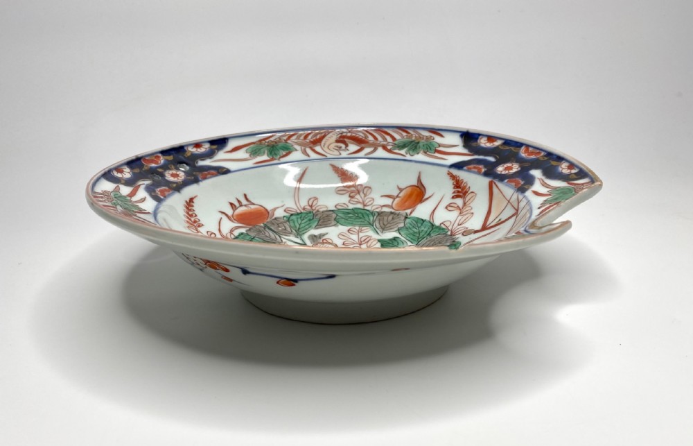 Imari porcelain barbers bowl, Arita, Japan, c. 1700. View VIII