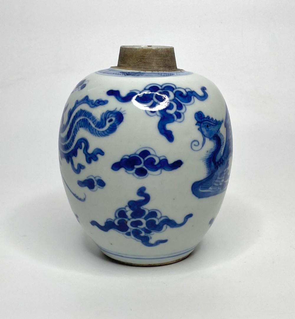 Chinese porcelain jar, c. 1700. Kangxi Period. View III