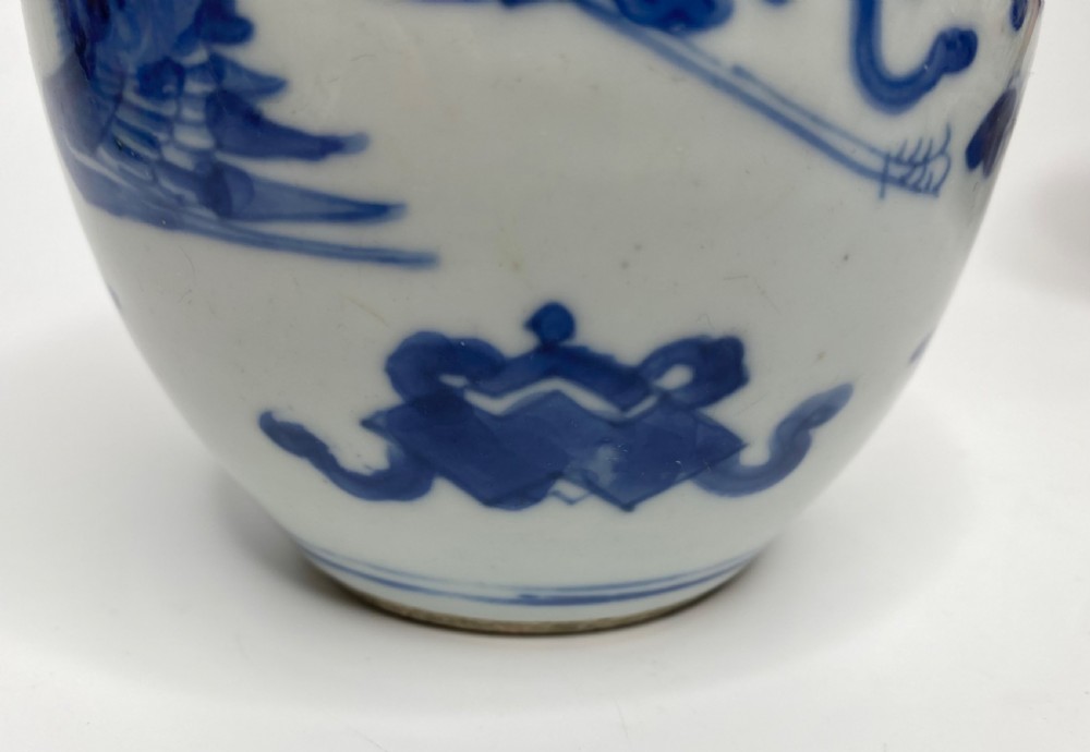 Chinese porcelain jar, c. 1700. Kangxi Period. View XII