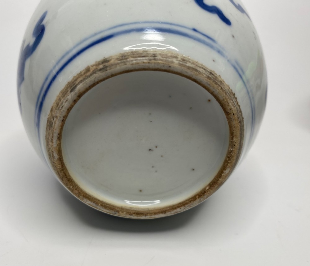 Chinese porcelain jar, c. 1700. Kangxi Period. View XIII