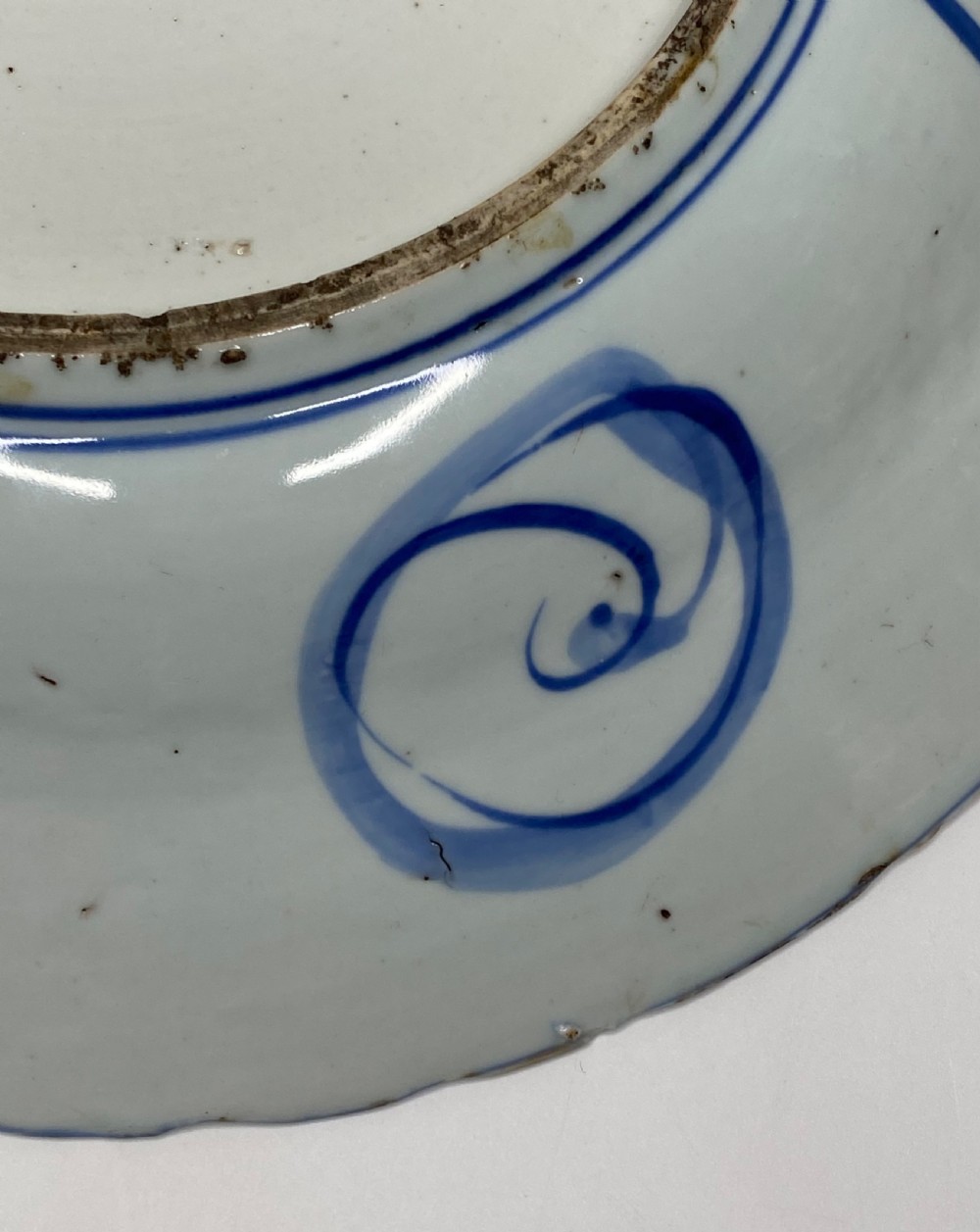 Chinese Kraak porcelain charger, Wanli, 1573-1619. Ming Period. View VIII