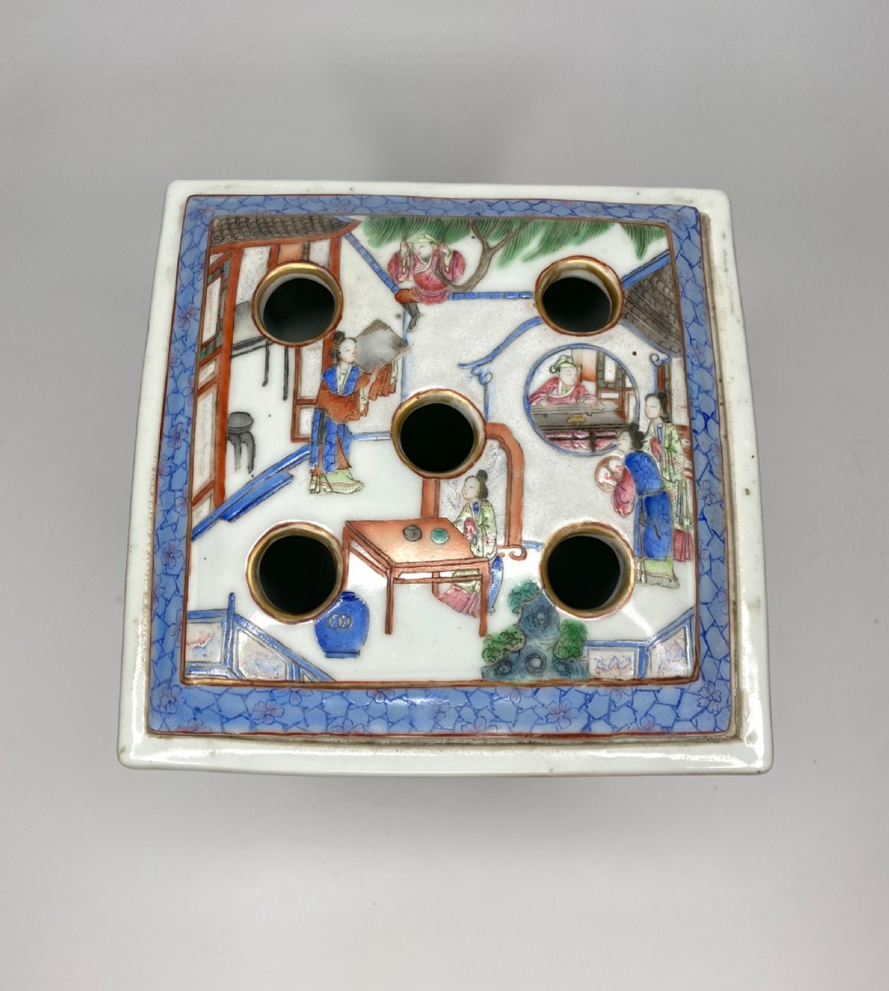 Chinese porcelain bough pot & cover, c. 1840. Qing Dynasty. View V
