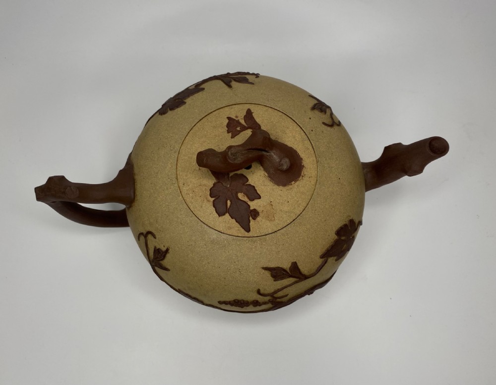 Chinese Yixing large stoneware teapot, 18th Century. Qing dynasty View XI
