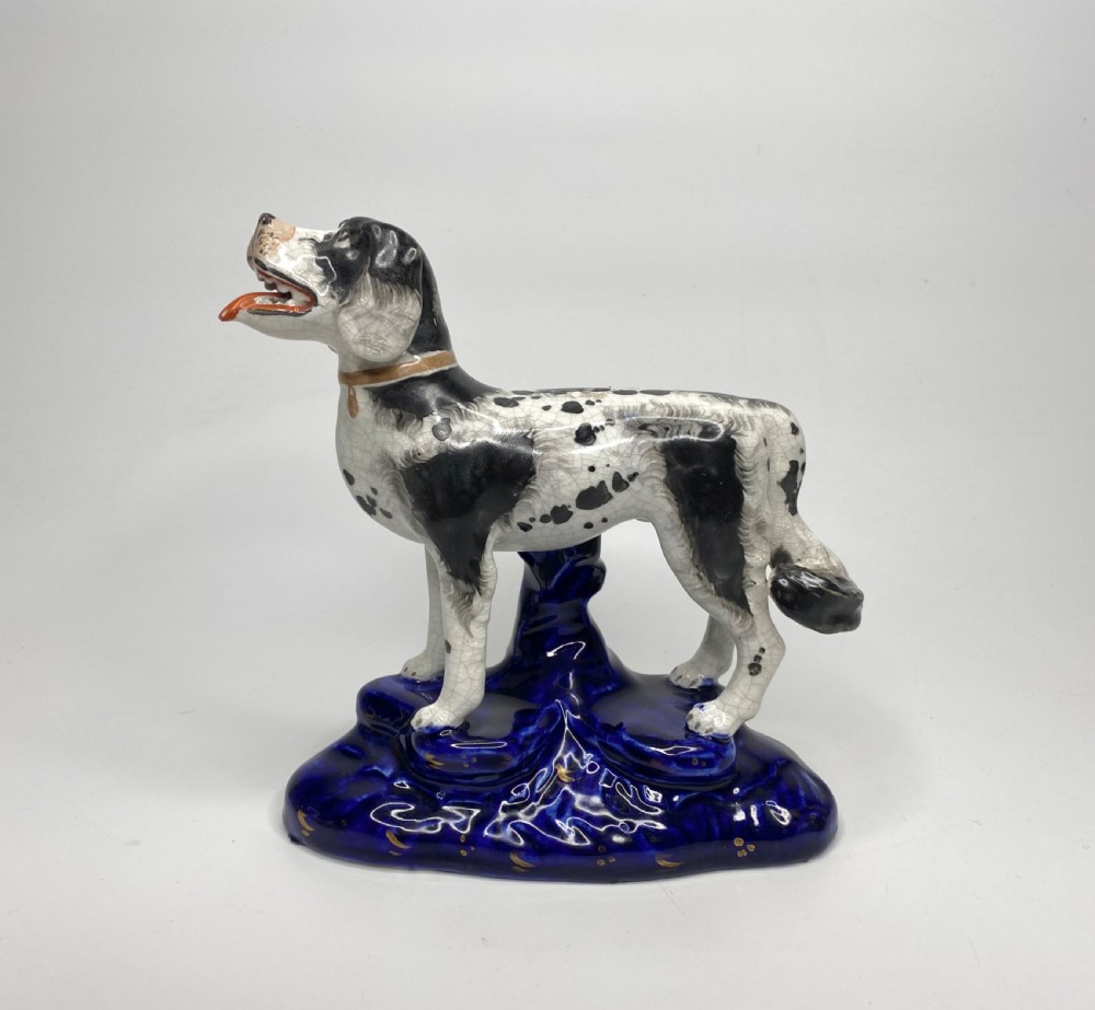 Staffordshire pottery Newfoundland, c. 1850. Rare large size.