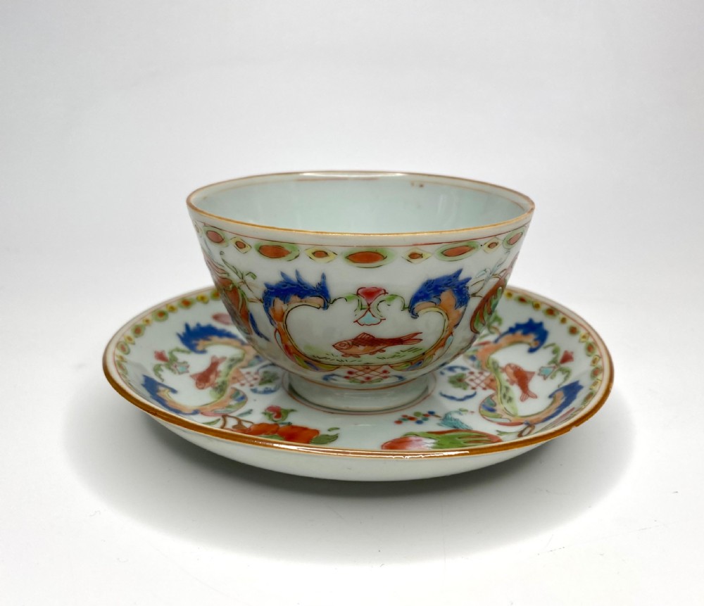 Chinese porcelain Madame de Pompadour teabowl & saucer, c. 1745, Qianlong. View IX