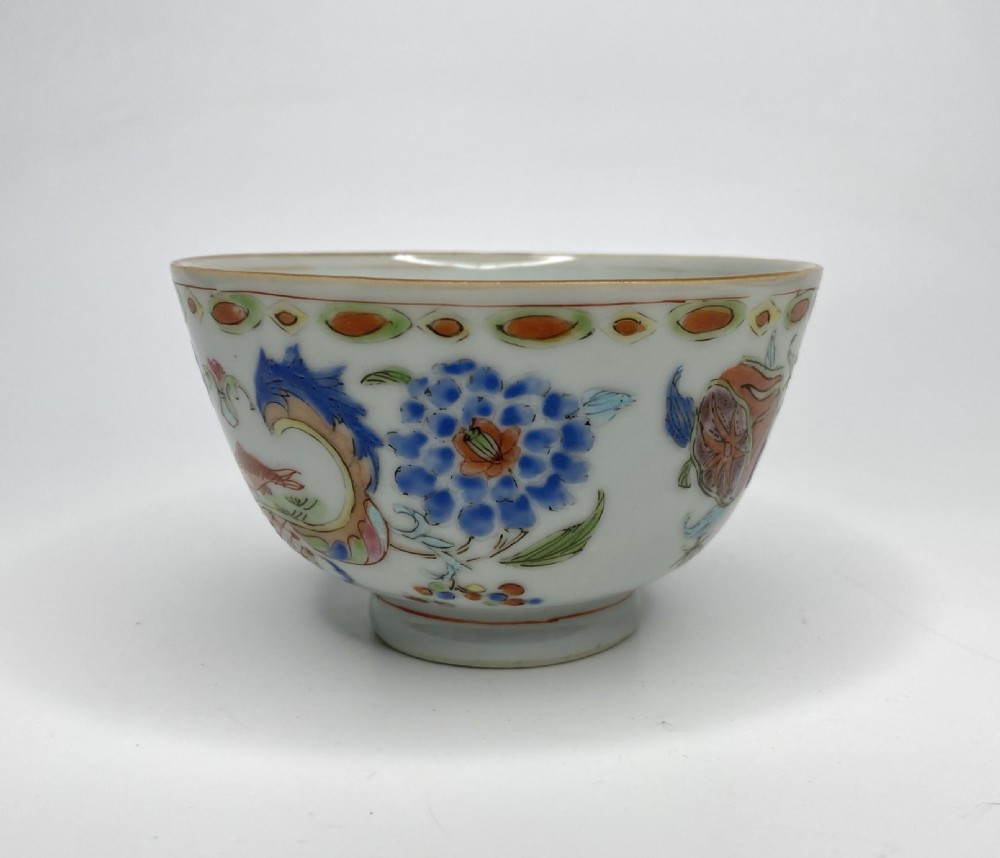 Chinese porcelain Madame de Pompadour teabowl & saucer, c. 1745, Qianlong. View XII