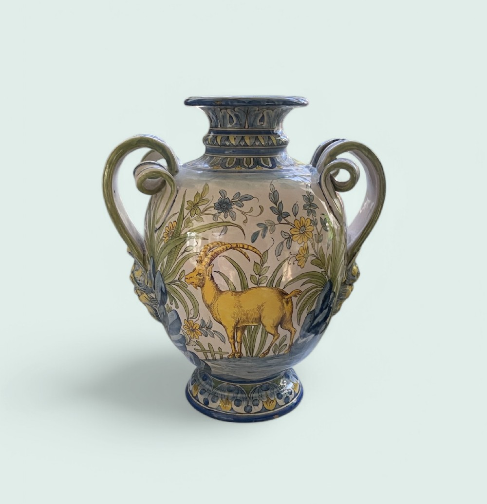 Cantagalli Antelope vase, William de Morgan, c. 1900.