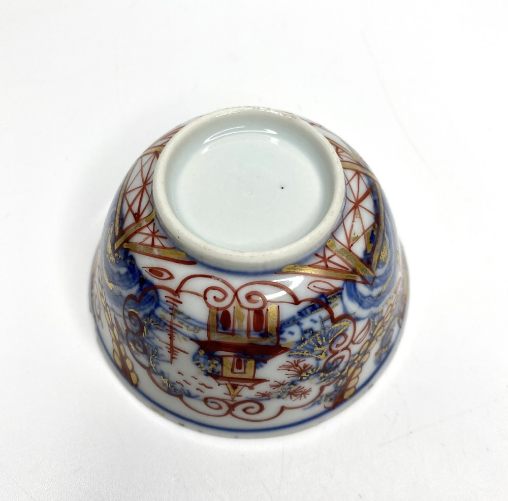 An 18th-century Chinese export porcelain tea bowl and saucer with red, gold, and blue Amsterdams Bont enamel decoration. View XI
