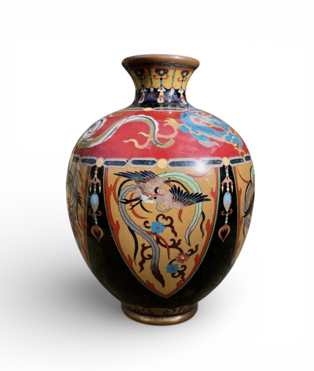Japanese cloisonné vase, Meiji Period.