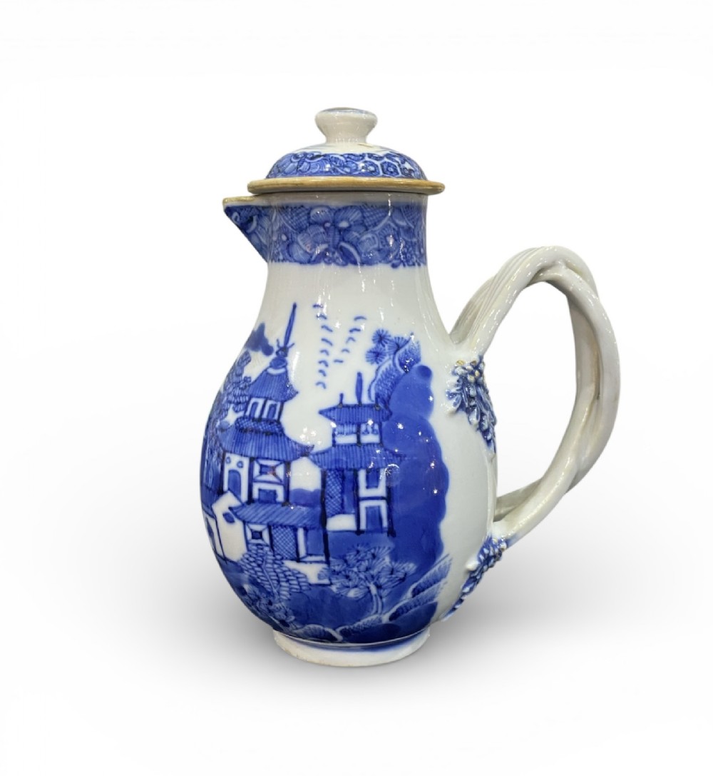 Chinese porcelain cream jug & cover, c. 1760.