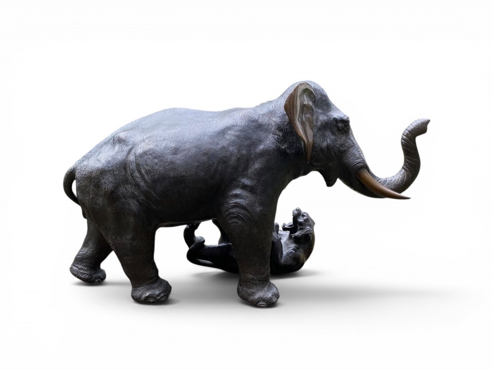 Japanese bronze okimono of an elephant, Maruki Company, Meiji Period. View IV