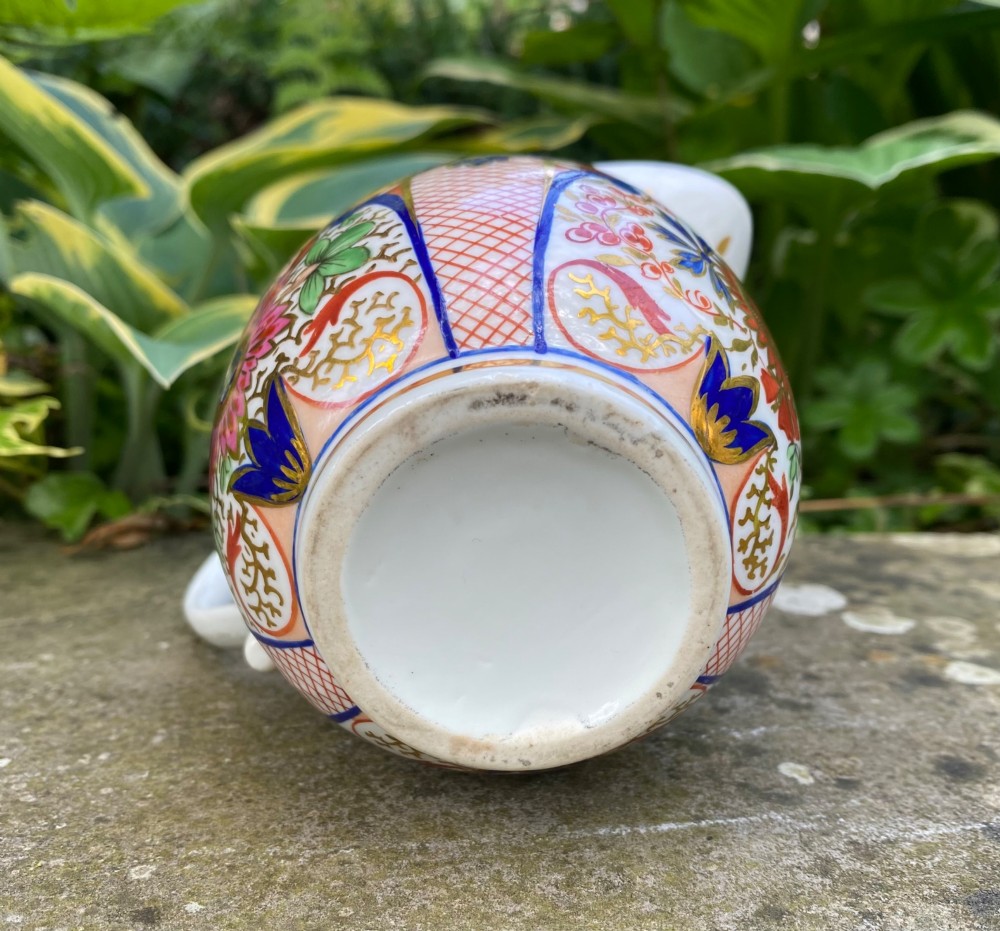 Chamberlains Worcester porcelain cream jug, c. 1810. View VIII