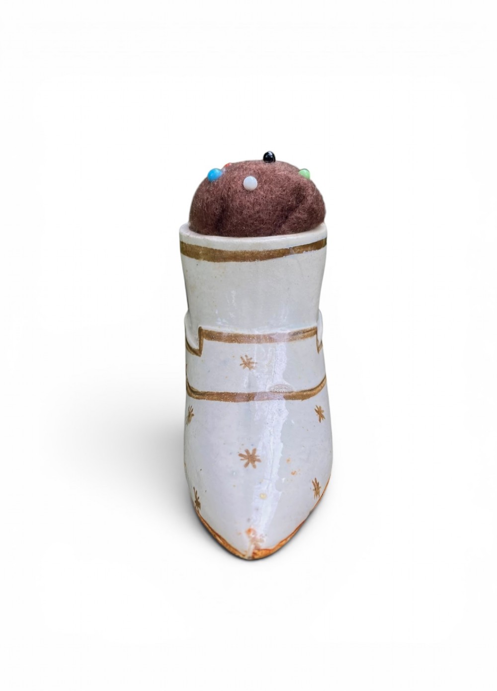 Prattware pottery shoe pin cushion, c. 1800. View II
