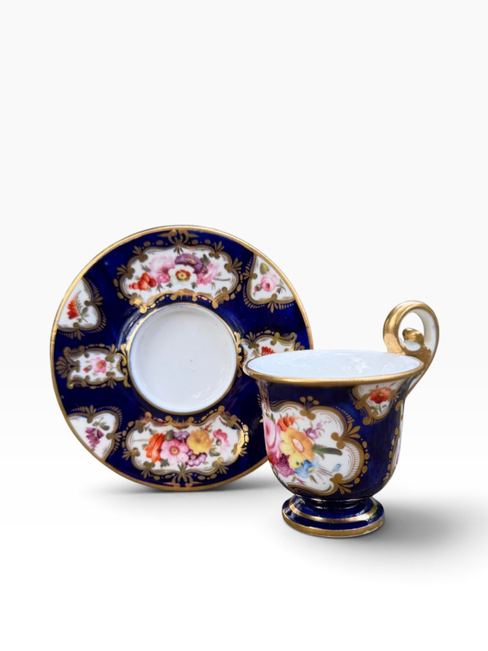 Coalport porcelain cabinet cup and saucer, c. 1820.