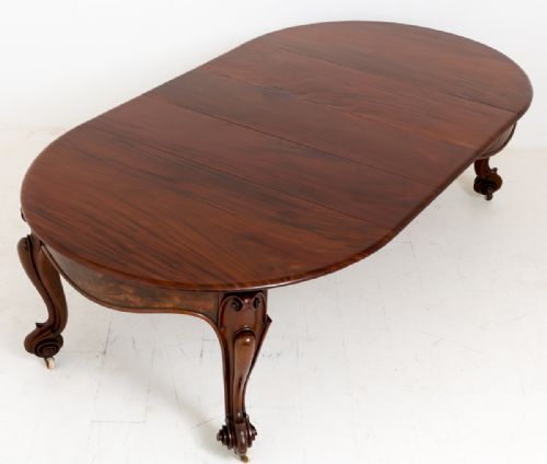 Victorian Superb Quality Oval Extending Dining Table