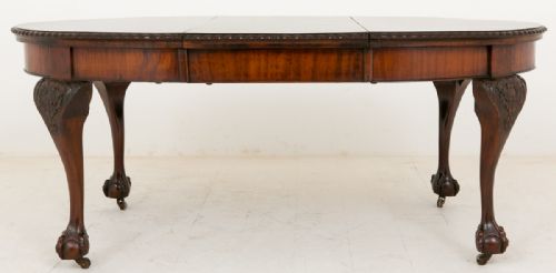 Late Victorian Mahogany Extending Dining Table