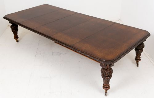 Mid Victorian Oak Extending Dining Table