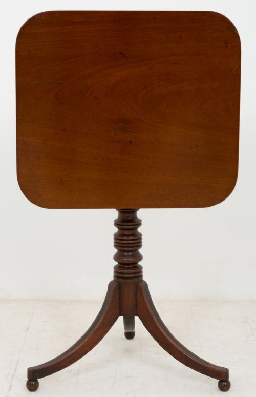 Regency Mahogany Snap Top Wine Table