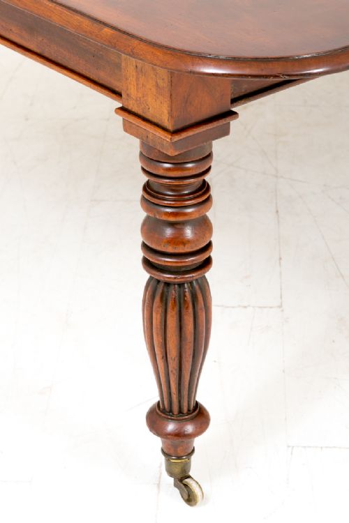 fig 1. William IV Mahogany Extending Dining Table