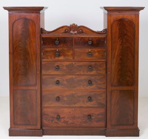 Superb Quality Mahogany Turret Wardrobe