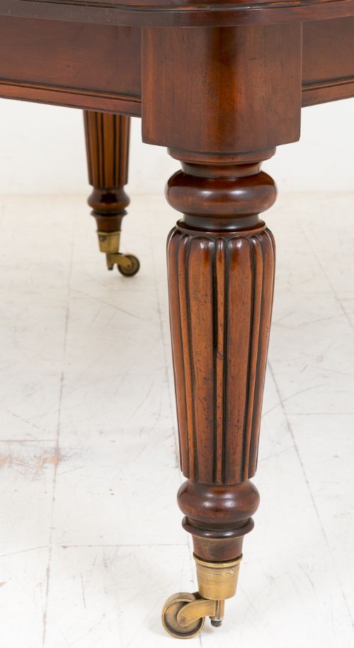 fig 1. Mid Victorian Mahogany Extending Dining Table
