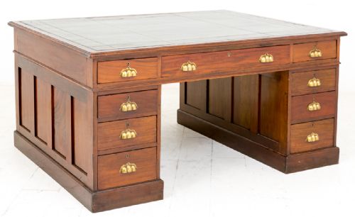 Mahogany Partners Desk