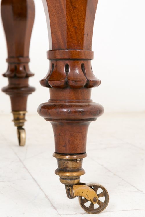 fig 1. Superb Quality William IV Extending Circular Dining Table