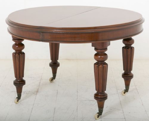 William IV Mahogany Circular Extending Dining Table