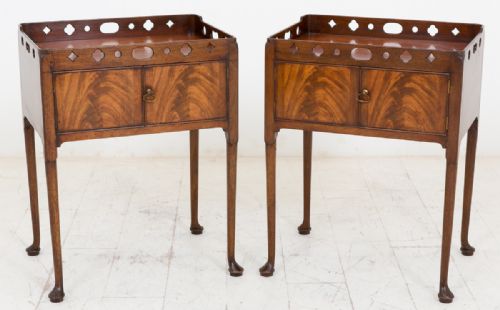 Superb Pair of Mahogany Bedside Cabinets