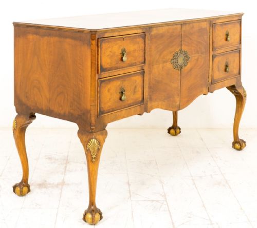 fig 3. Superb Quality Walnut Queen Anne Dining Suite