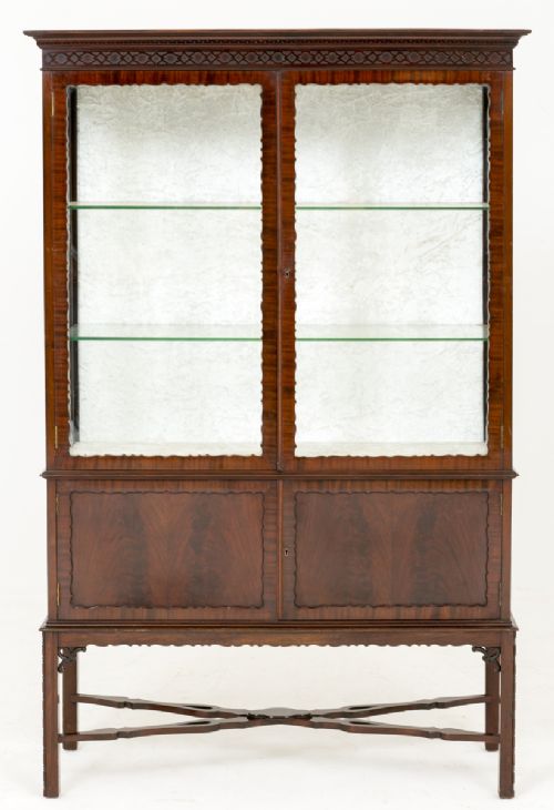 Mahogany 2 Door Display Cabinet