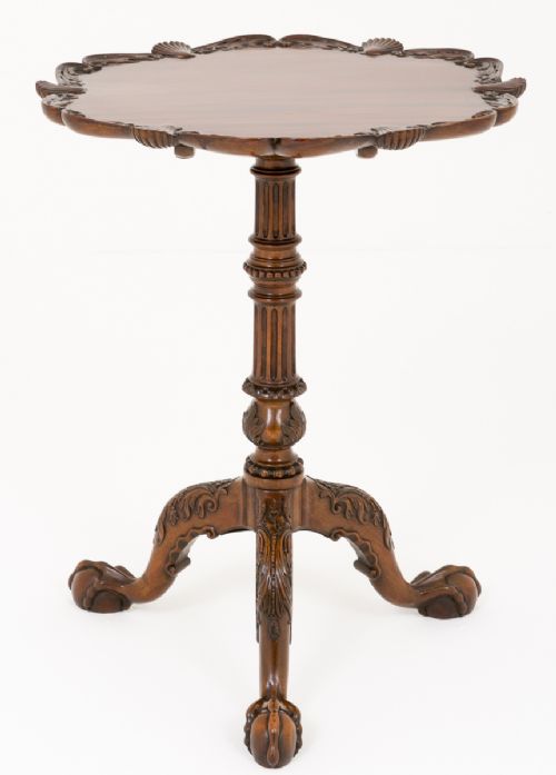 Superb Quality Mahogany Chippendale Style Wine Table