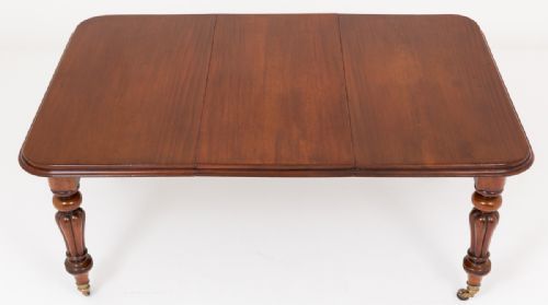 fig 1. Early Victorian Mahogany Extending Dining Table