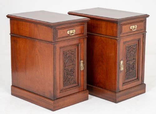 Pair of Late Victorian Bedside Cabinets