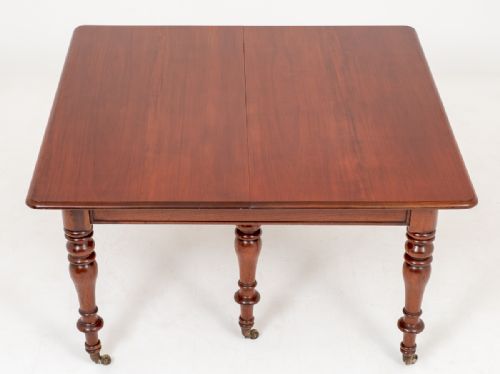fig 1. Early Victorian Mahogany Extending Dining Table