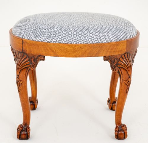 Queen Anne Style Walnut Oval Stool