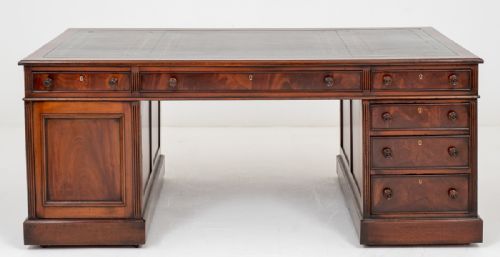 fig 1. Impressive Victorian Mahogany Partners Desk